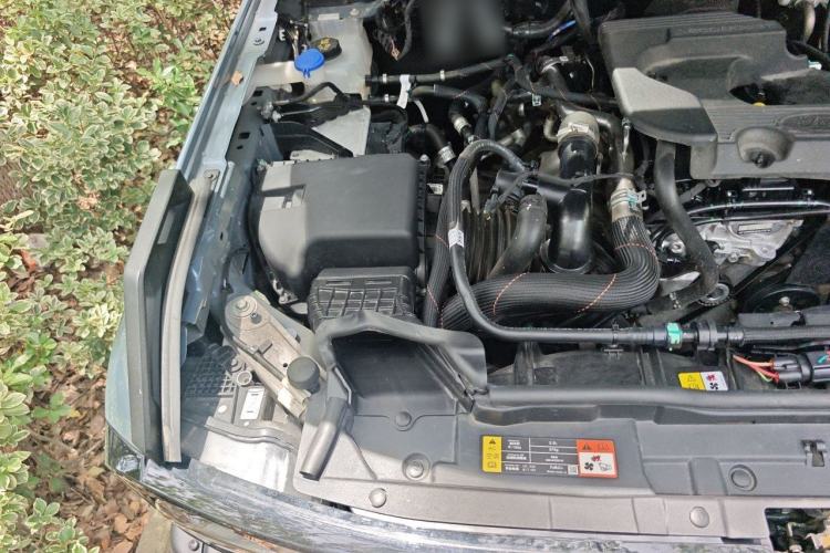 Used Ford Bronco 2024 2.3T Wilderness Engine Bay Right