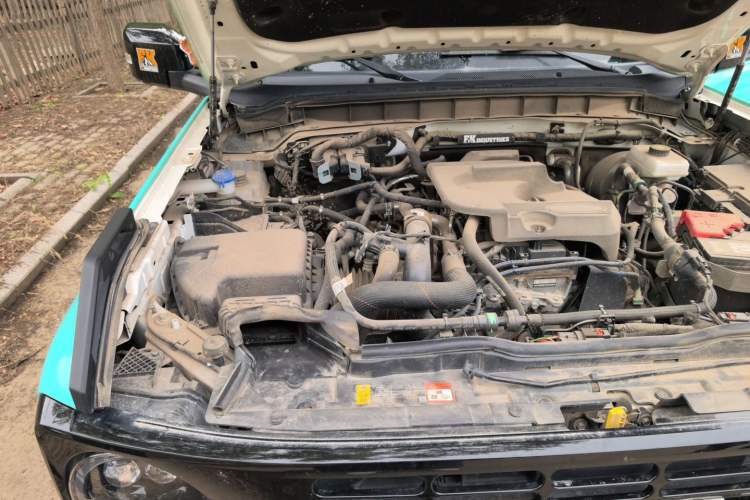 Used Ford Bronco 2024 2.3T Long Beach Engine Bay Right