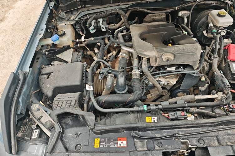 Used Ford Bronco 2024 2.3T Wilderness Engine Bay Right