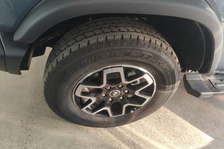 Used Ford Bronco 2024 2.3T Long Beach Exterior 4