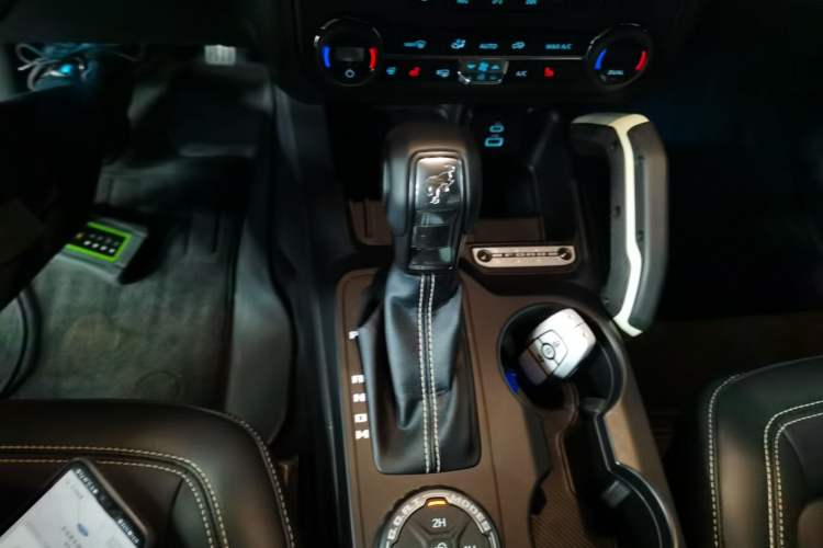 Used Ford Bronco 2024 2.3T Long Beach Gear Lever