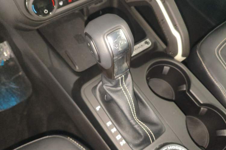 Used Ford Bronco 2024 2.3T Long Beach Gear Lever