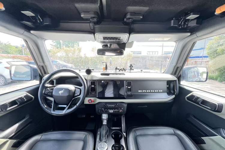 Used Ford Bronco 2024 2.3T Long Beach Interior 1