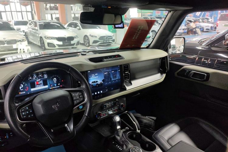Used Ford Bronco 2024 2.3T Long Beach Interior 2
