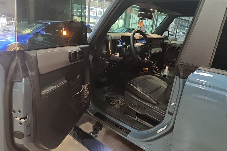 Used Ford Bronco 2024 2.3T Wilderness Interior 3