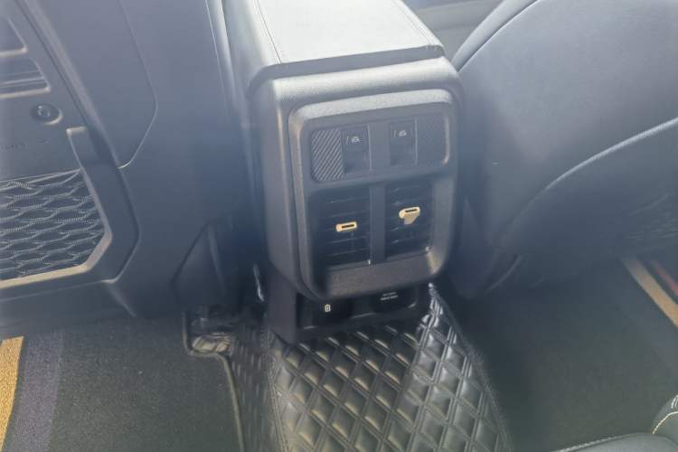 Used Ford Bronco 2024 2.3T Long Beach Interior 4