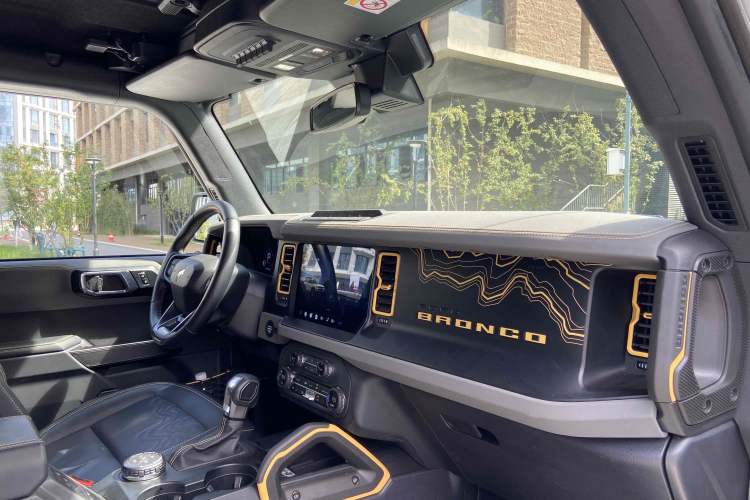 Used Ford Bronco 2024 2.3T Wilderness Interior 4