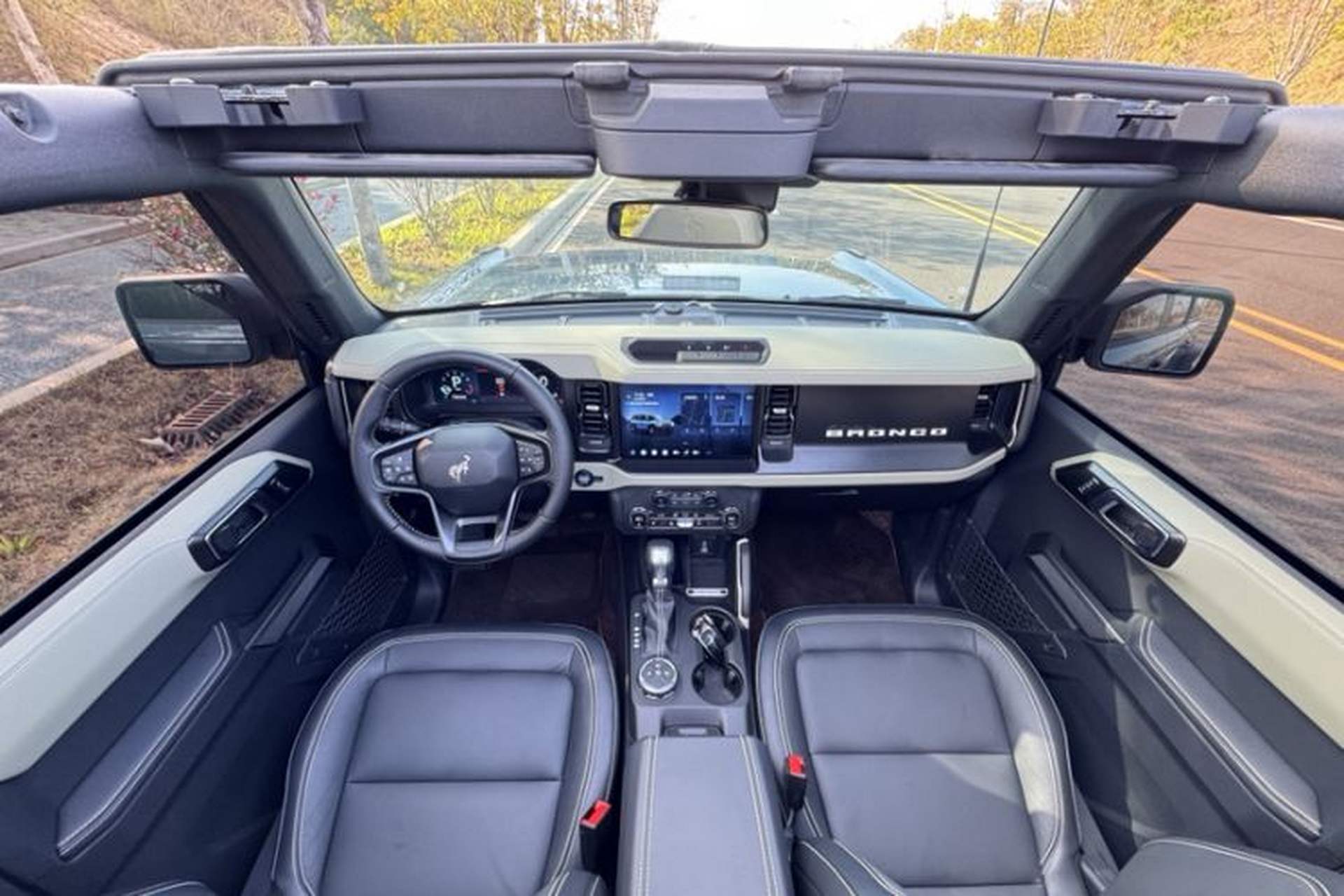 Used Ford Bronco 2024 2.3T Long Beach Interior 5