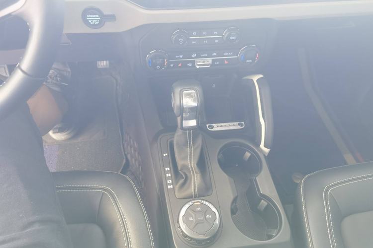 Used Ford Bronco 2024 2.3T Long Beach Interior 5