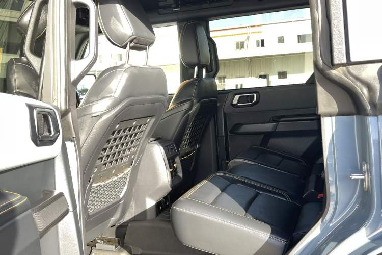 Used Ford Bronco 2024 2.3T Wilderness Interior 6