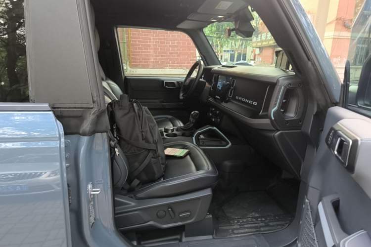 Used Ford Bronco 2024 2.3T Ink Diamond Big-Tire Off-Road Version Right Front Seat