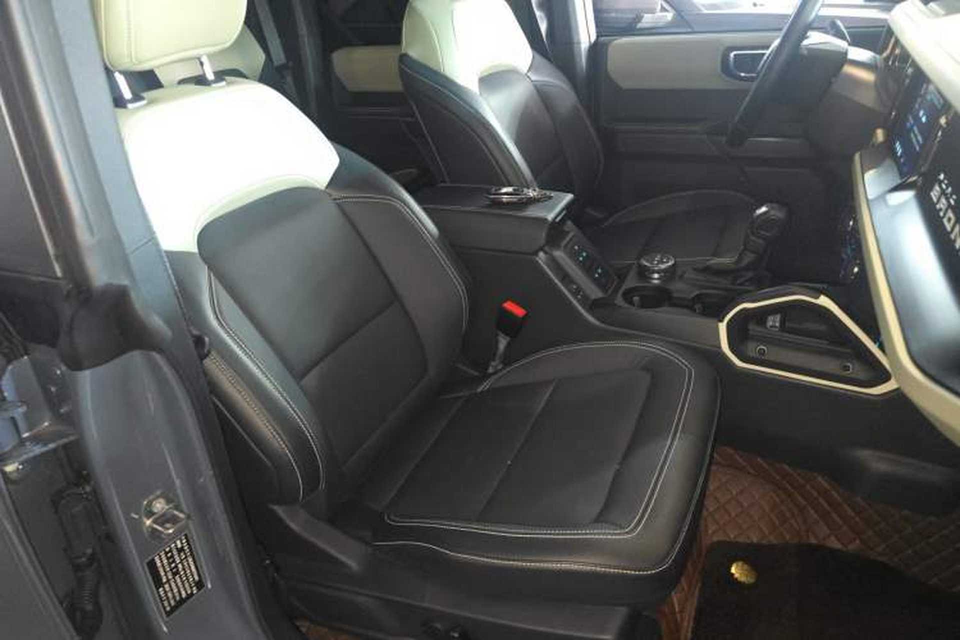 Used Ford Bronco 2024 2.3T Long Beach Right Front Seat