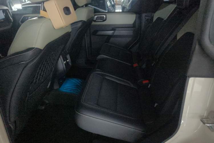 Used Ford Bronco 2024 2.3T Long Beach Big-Foot Off-Road Version Left Rear Seat