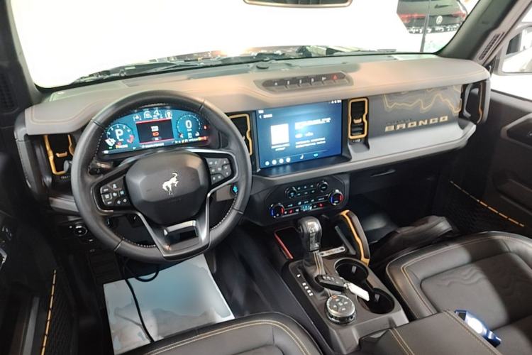 Used Ford Bronco 2024 2.3T Wilderness Center Console