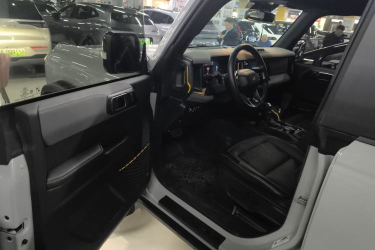 Used Ford Bronco 2024 2.3T Wilderness Driver Seat