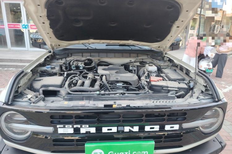 Used Ford Bronco 2024 2.3T Long Beach Engine Bay