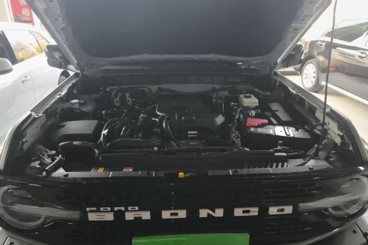Used Ford Bronco 2024 2.3T Wilderness Engine Bay