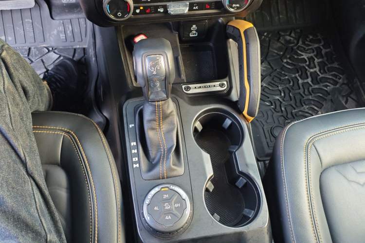 Used Ford Bronco 2024 2.3T Wilderness Gear Lever