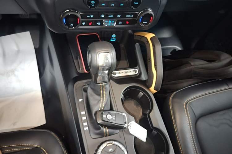 Used Ford Bronco 2024 2.3T Wilderness Gear Lever