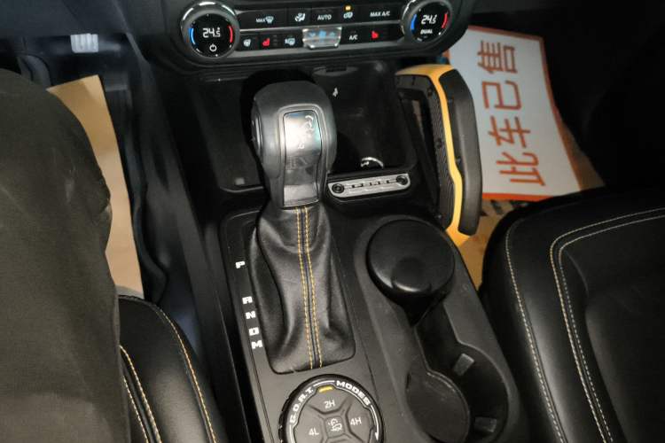 Used Ford Bronco 2024 2.3T Wilderness Gear Lever