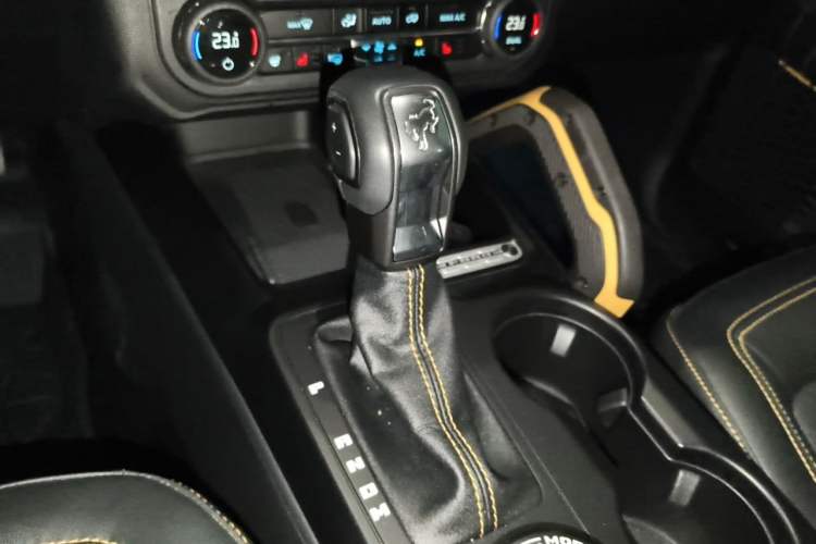 Used Ford Bronco 2024 2.3T Wilderness Gear Lever