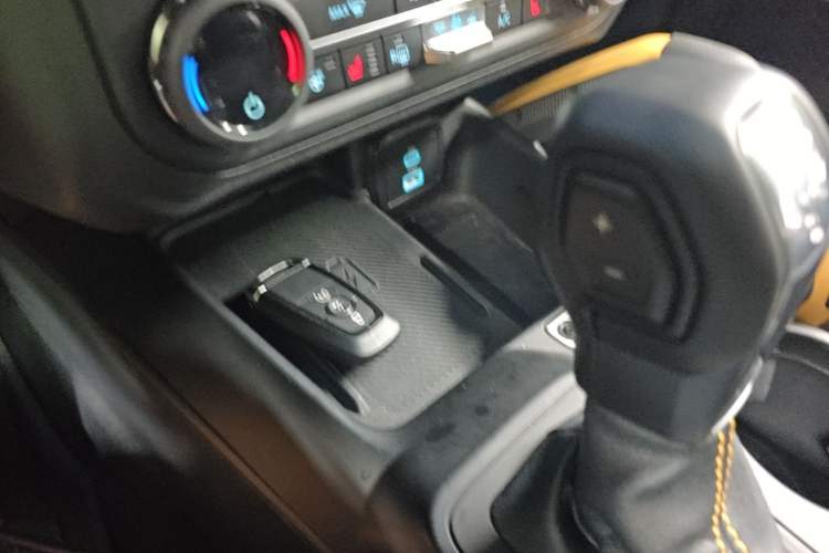 Used Ford Bronco 2024 2.3T Wilderness Interior 1