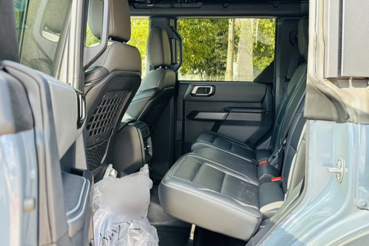 Used Ford Bronco 2024 2.3T Diamond Edition Interior 3