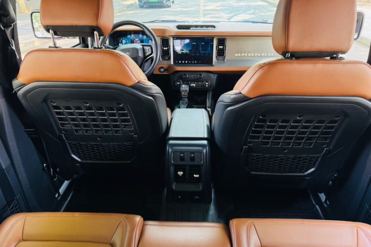 Used Ford Bronco 2024 2.3T Long Beach Interior 4