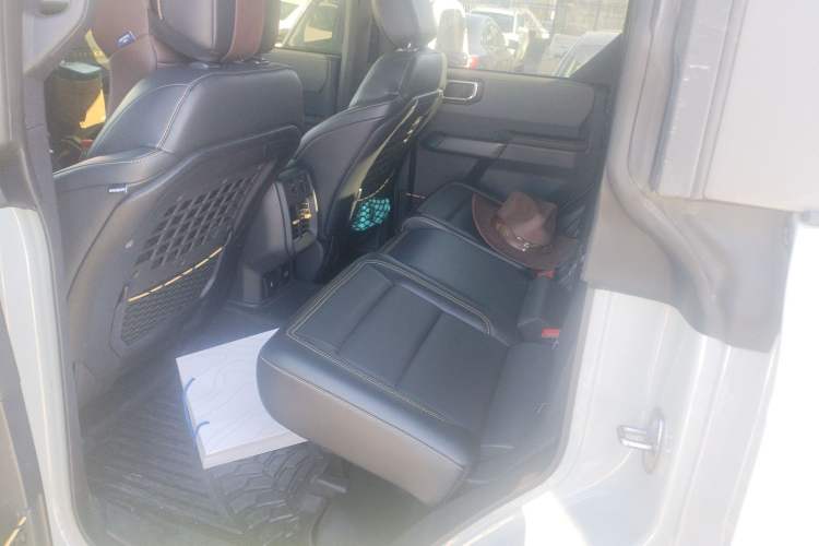 Used Ford Bronco 2024 2.3T Wilderness Interior 4