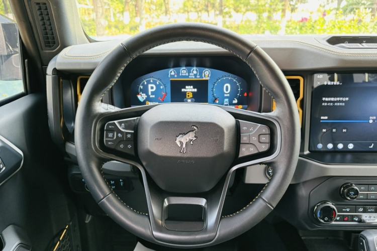 Used Ford Bronco 2024 2.3T Wilderness Interior 4