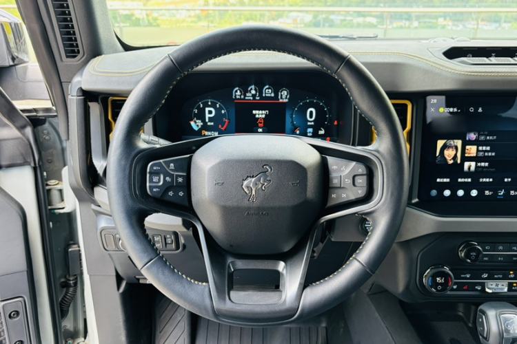 Used Ford Bronco 2024 2.3T Wilderness Interior 5