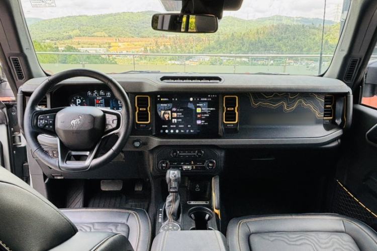 Used Ford Bronco 2024 2.3T Wilderness Interior 7