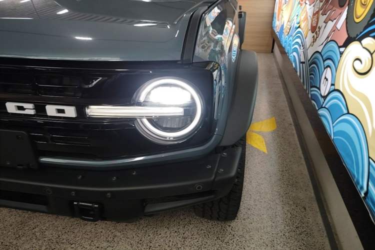 Used Ford Bronco 2024 2.3T Diamond Edition Left Front Headlight