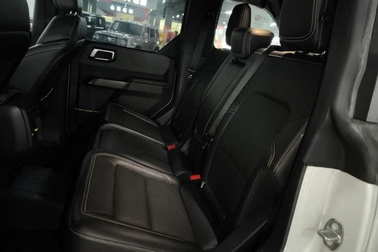 Used Ford Bronco 2024 2.3T Wilderness Left Rear Seat