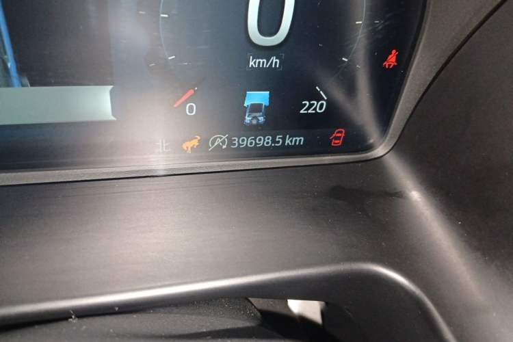 Used Ford Bronco 2024 2.3T Long Beach Odometer Close Up