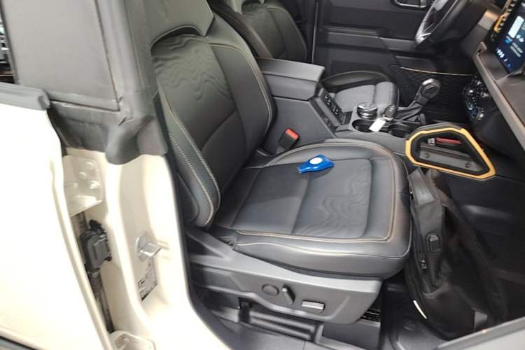 Used Ford Bronco 2024 2.3T Wilderness Right Front Seat