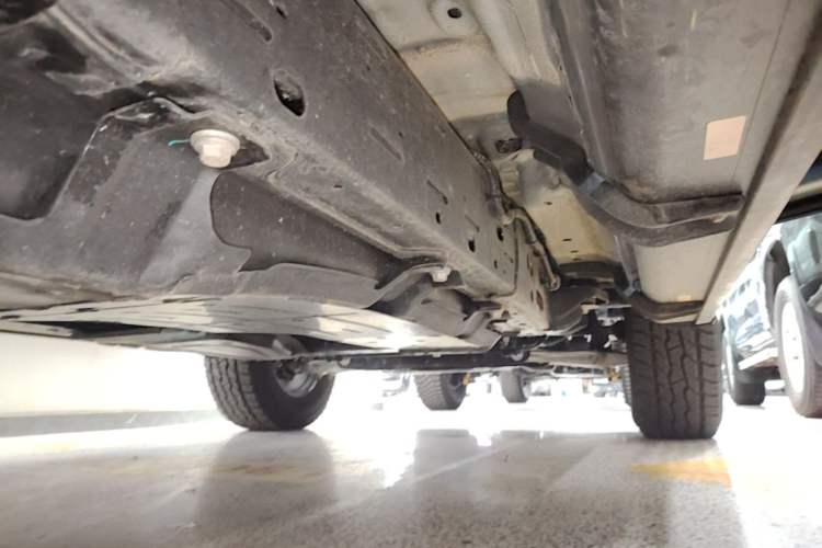 Used Ford Bronco 2024 2.3T Diamond Edition Right Side Sill