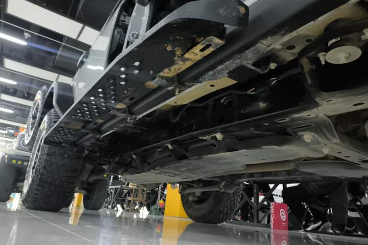 Used Ford Bronco 2024 2.3T Wilderness Right Side Sill