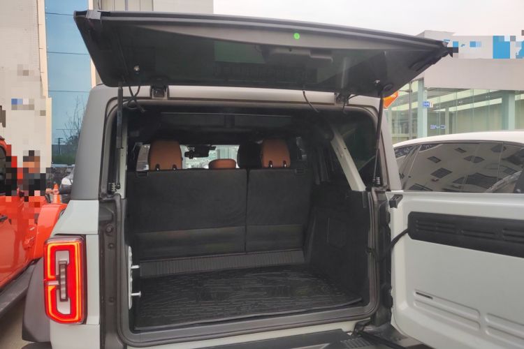 Used Ford Bronco 2024 2.3T Long Beach Trunk