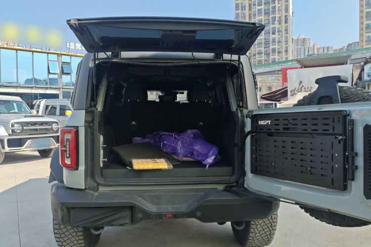Used Ford Bronco 2024 2.3T Wilderness Trunk