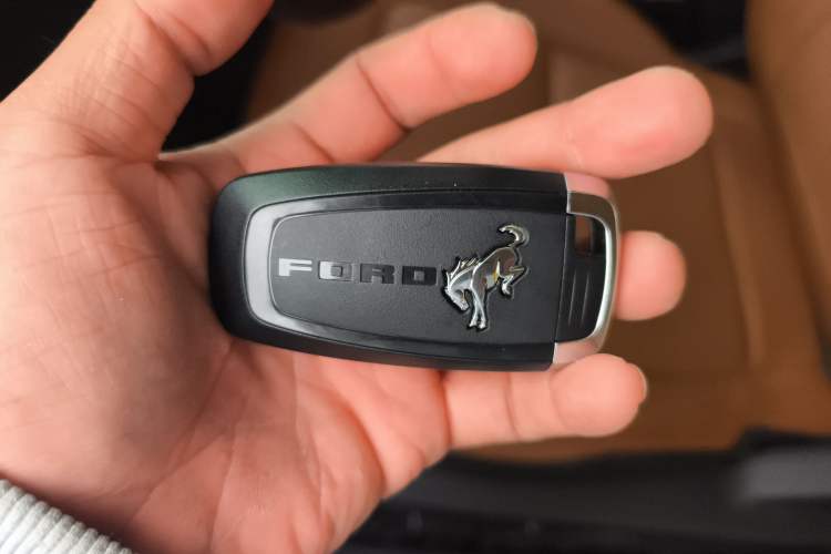 Used Ford Bronco 2024 2.3T Long Beach Vehicle Key