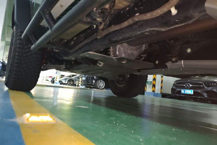 Used Ford Bronco 2024 2.3T Everglades Chassis Rear Left
