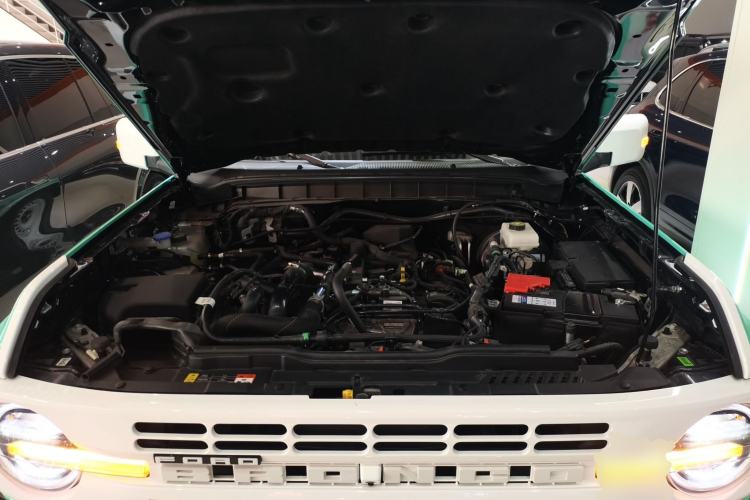 Used Ford Bronco 2024 2.3T Diamond Edition Engine Bay
