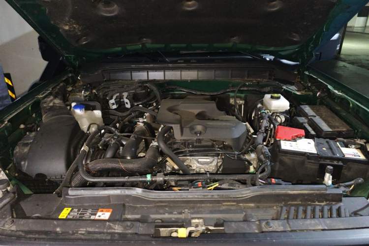 Used Ford Bronco 2024 2.3T Everglades Engine Bay