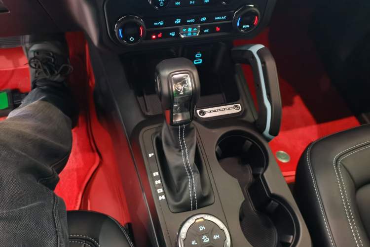 Used Ford Bronco 2024 2.3T Diamond Edition Gear Lever