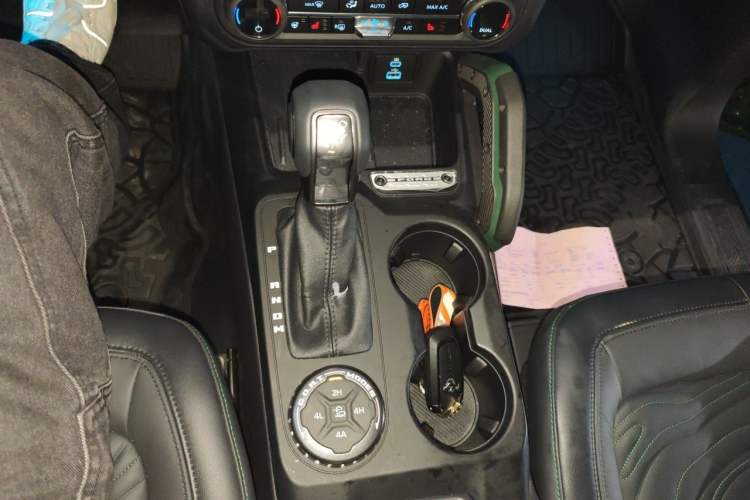 Used Ford Bronco 2024 2.3T Everglades Gear Lever
