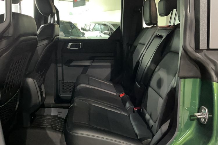 Used Ford Bronco 2024 2.3T Everglades Interior 1