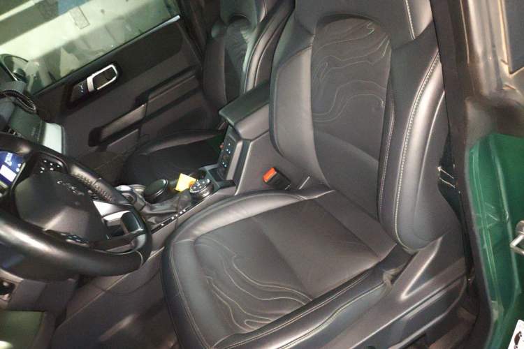Used Ford Bronco 2024 2.3T Everglades Left Front Seat