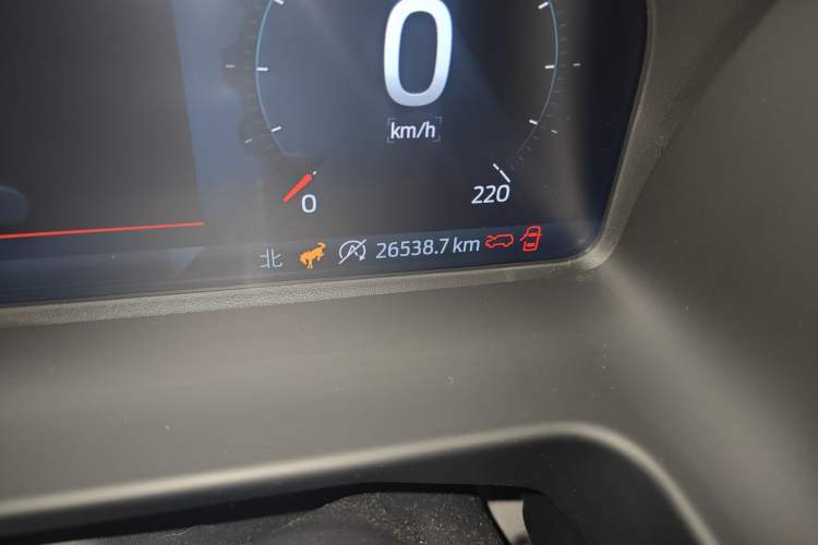 Used Ford Bronco 2024 2.3T Long Beach Odometer Close Up