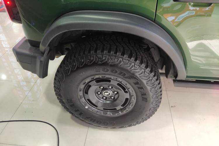 Used Ford Bronco 2024 2.3T Everglades Right Rear Wheel Hub